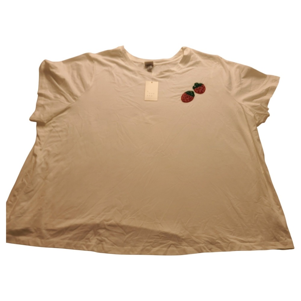 A New Day Women's 3X White Sequin Strawberry Short Sleeve T-Shirt Classic NWT
